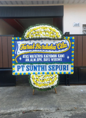 Papan Bunga Duka di Bangket Parak